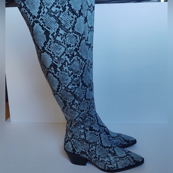 NWT Gianni Bini Alyiraa Snake Print Over-The-Knee Boots Size 6.5 - Picture 5 of 6